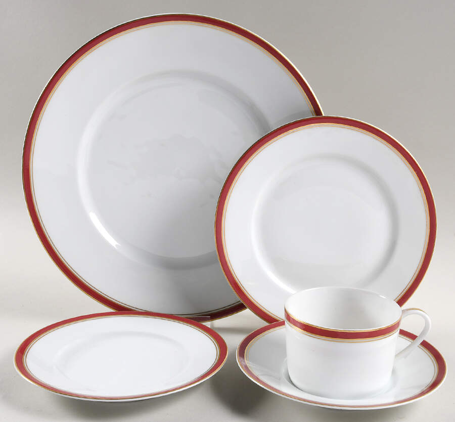 Diplomat Red 5 Piece Place Setting by Ceralene-1