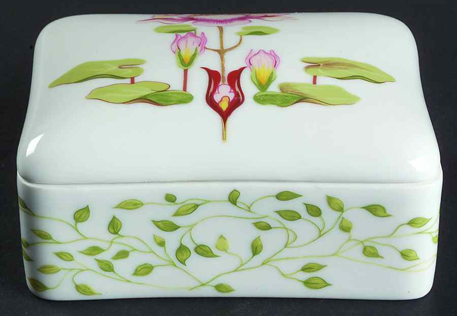 Fleur D' Eau Rectangular Box with Lid by Ceralene-1