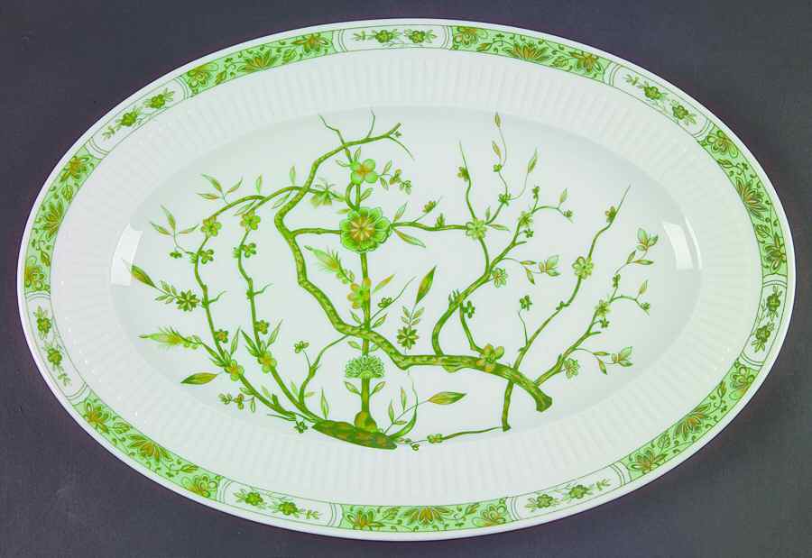 Fleur De Jade Green 14" Oval Serving Platter by Ceralene-1