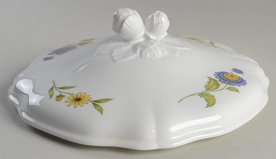 Fleur De Printemps Lid for Round Vegetable by Ceralene-1