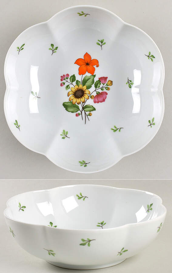 Guirlandes 7" Melon Bowl by Ceralene-1