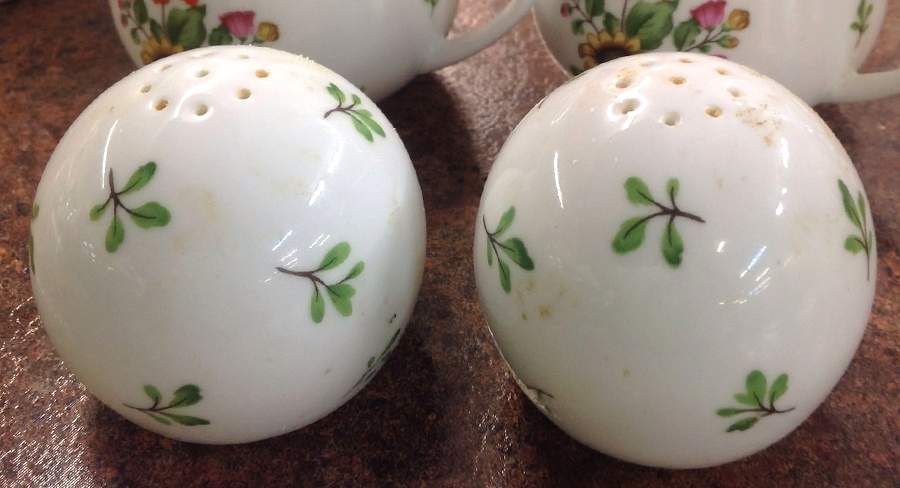 Guirlandes Salt Shaker by Ceralene-1