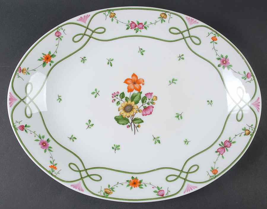 Guirlandes 15" Oval Serving Platter by Ceralene-1
