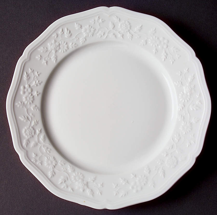 Hawthorn Dessert Luncheon Plate by Ceralene-1