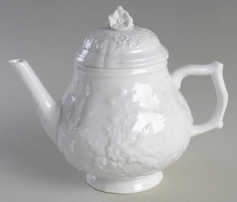 Hawthorn Teapot & Lid by Ceralene-1