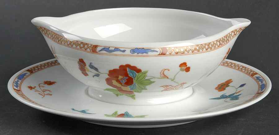 Hokusai  Gravy Boat with Attached Underplate by Ceralene-1