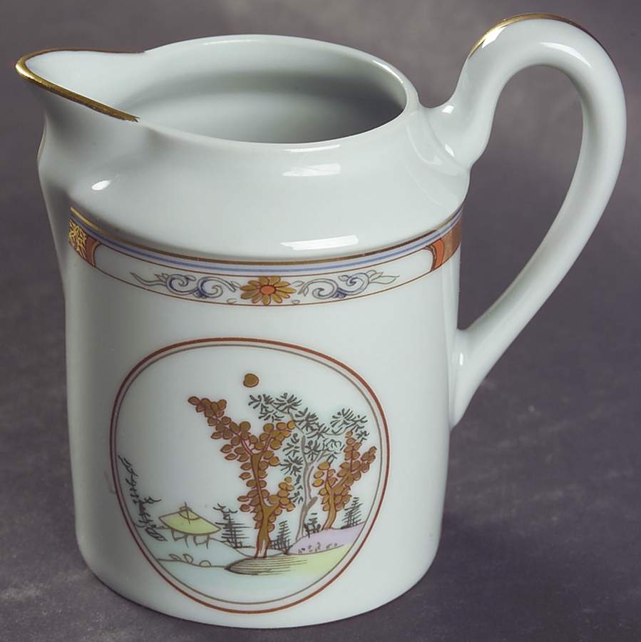 Houqua (Celadon Background) Creamer by Ceralene-1