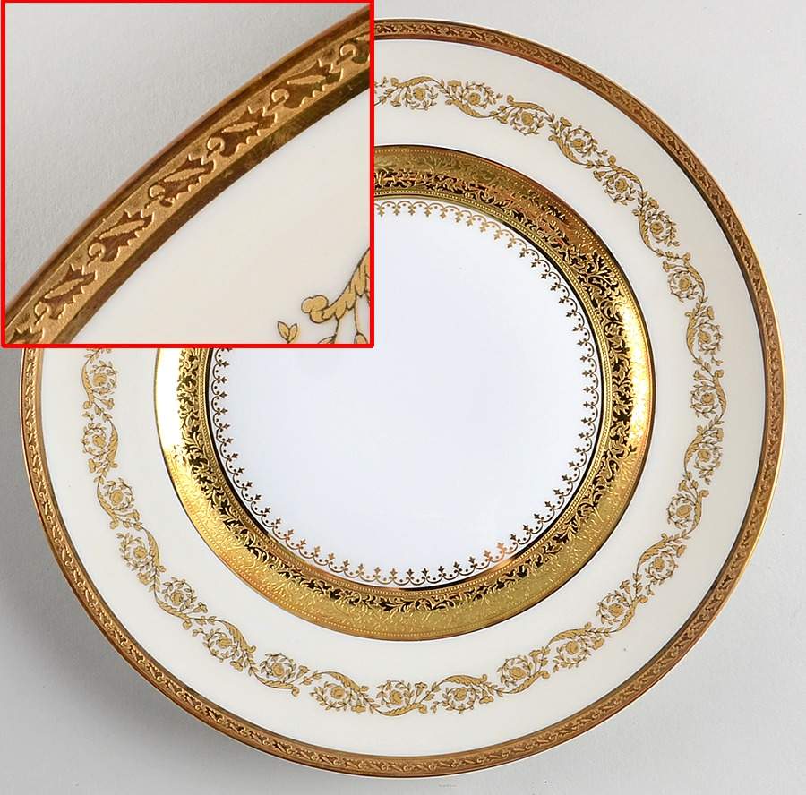 Imperiale Dinner Plate by Ceralene-1