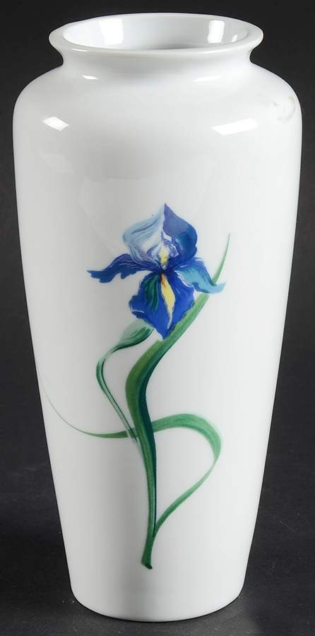 Iris Medium Vase by Ceralene-1