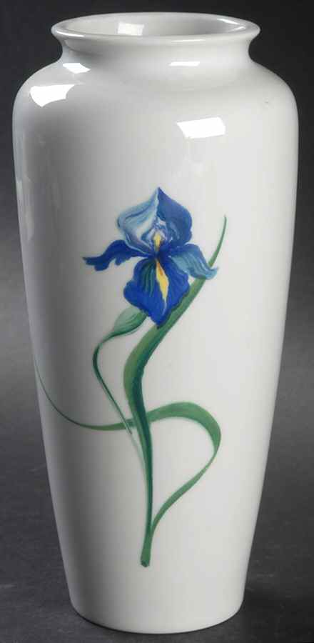 Iris 8" Vase by Ceralene-1