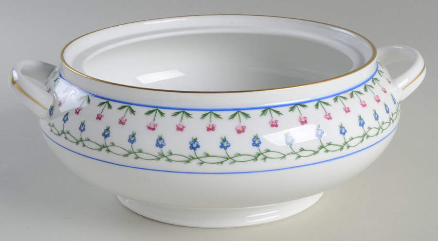 La Fayette Tureen No Lid by Ceralene-1