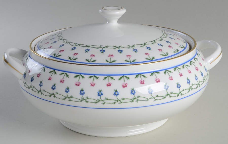 La Fayette Tureen &  Lid by Ceralene-1