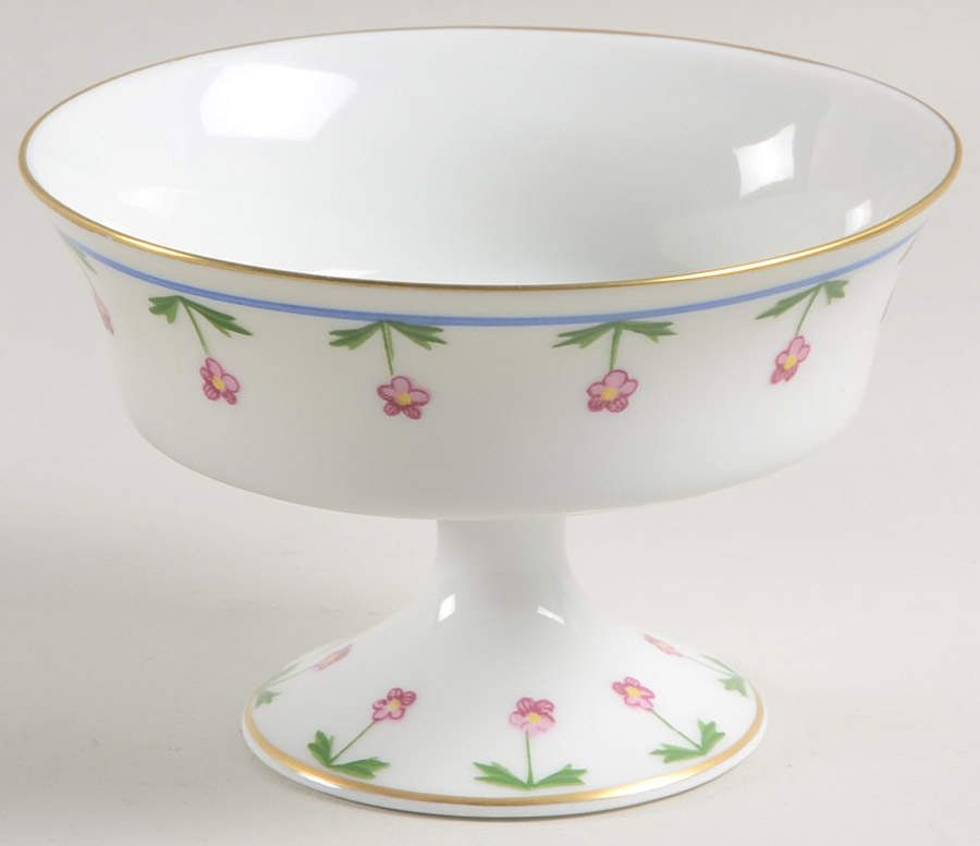 La Fayette Footed Dessert Bowl by Ceralene-1