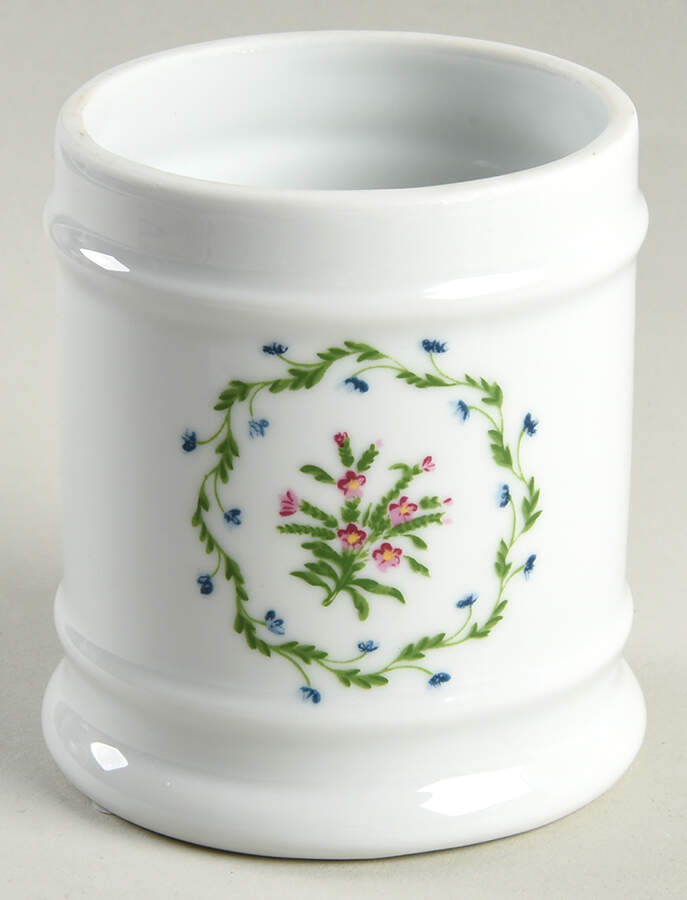 La Fayette Apothecary Jar No Lid by Ceralene-1