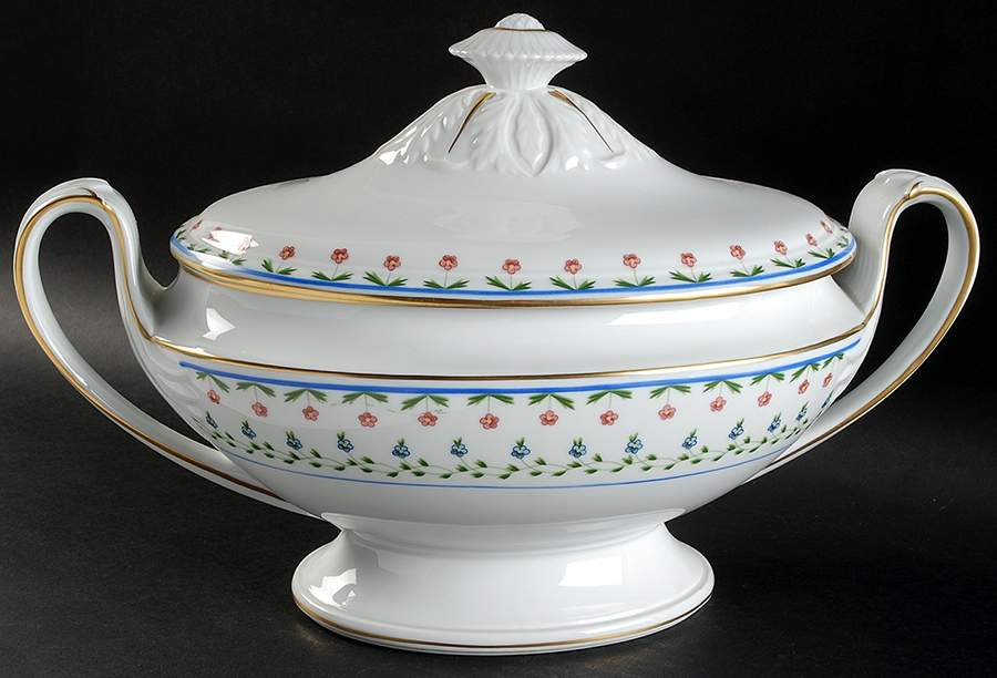 La Fayette Directoire Tureen & Lid by Ceralene-1