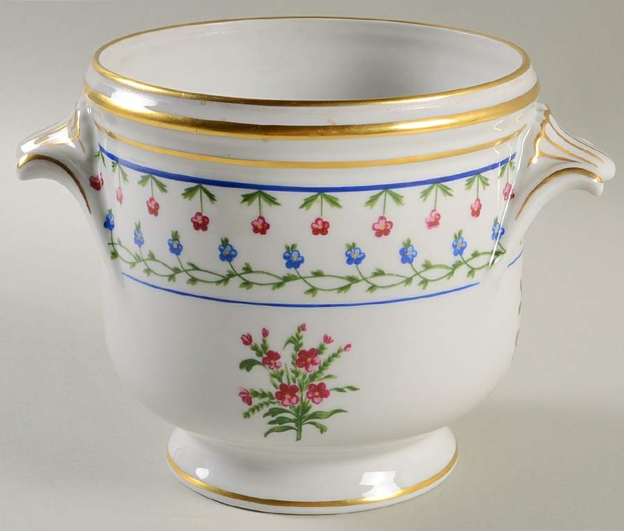 La Fayette Handled Cachepot by Ceralene-1