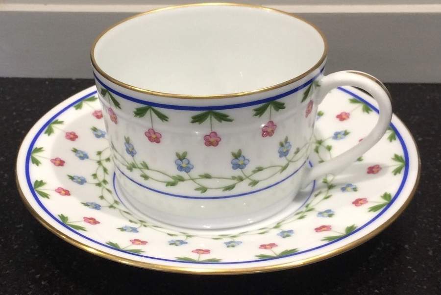 La Fayette Flat Cup & Saucer Set by Ceralene-1