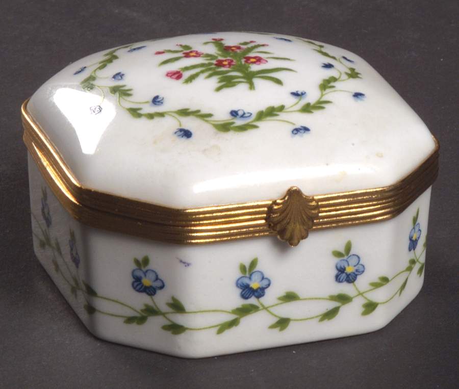 La Fayette Octagonal Hinged Box by Ceralene-1