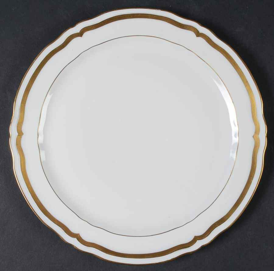Marie Antoinette (Gold) Luncheon Plate by Ceralene-1