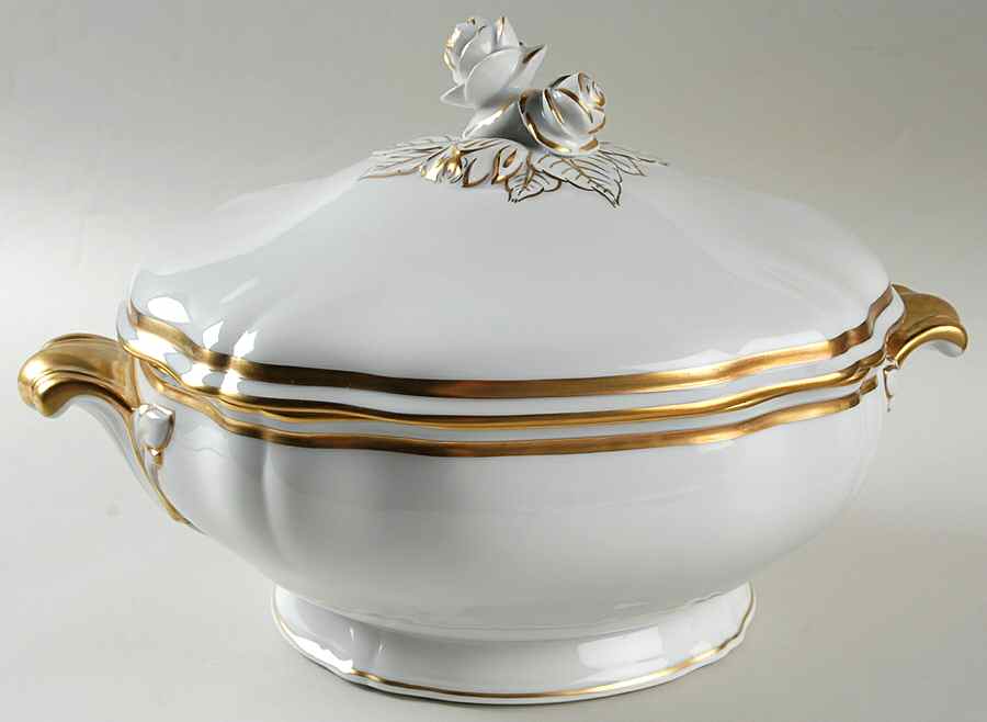 Marie Antoinette (Gold) Tureen &  Lid by Ceralene-1