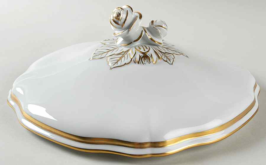 Marie Antoinette (Gold) Lid for Tureen by Ceralene-1