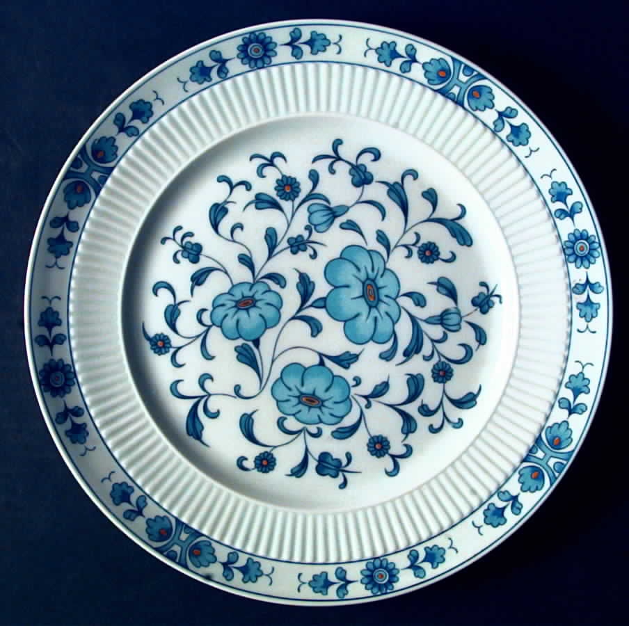 Medicis (Blue) Dinner Plate by Ceralene-1
