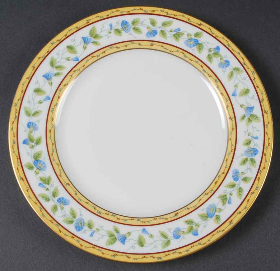 Morning Glory Ring Luncheon Plate by Ceralene-1