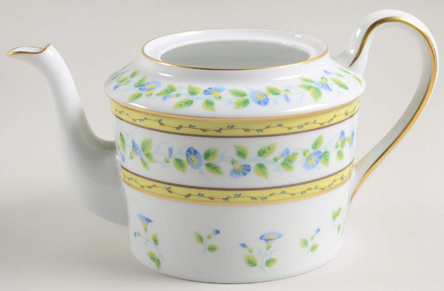 Morning Glory Spray Teapot No Lid by Ceralene-1