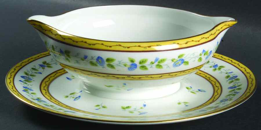 Morning Glory Spray Gravy Boat with Attached Underplate by Ceralene-1