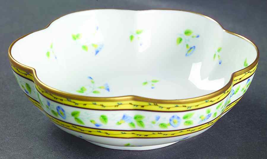 Morning Glory Spray 5' Melon Bowl by Ceralene-1