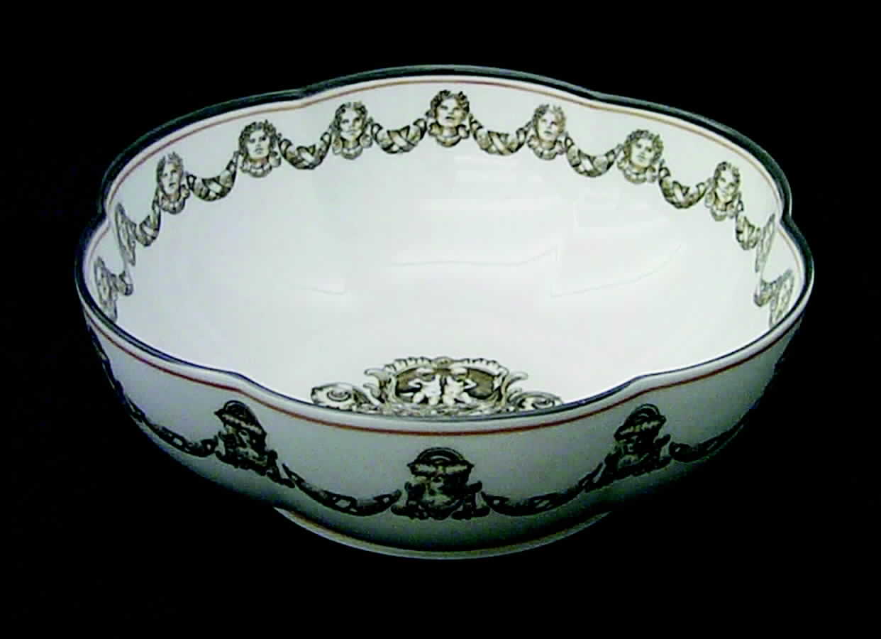 Opera Extra Large Melon Bowl by Ceralene-1