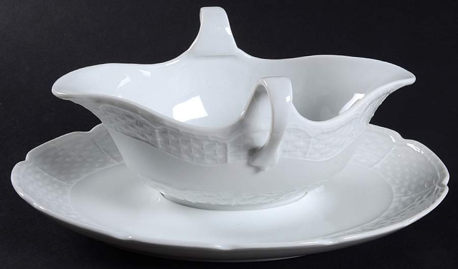 Osier Gravy Boat & Underplate by Ceralene-1