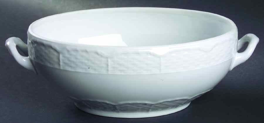 Osier Oval Vegetable No Lid by Ceralene-1