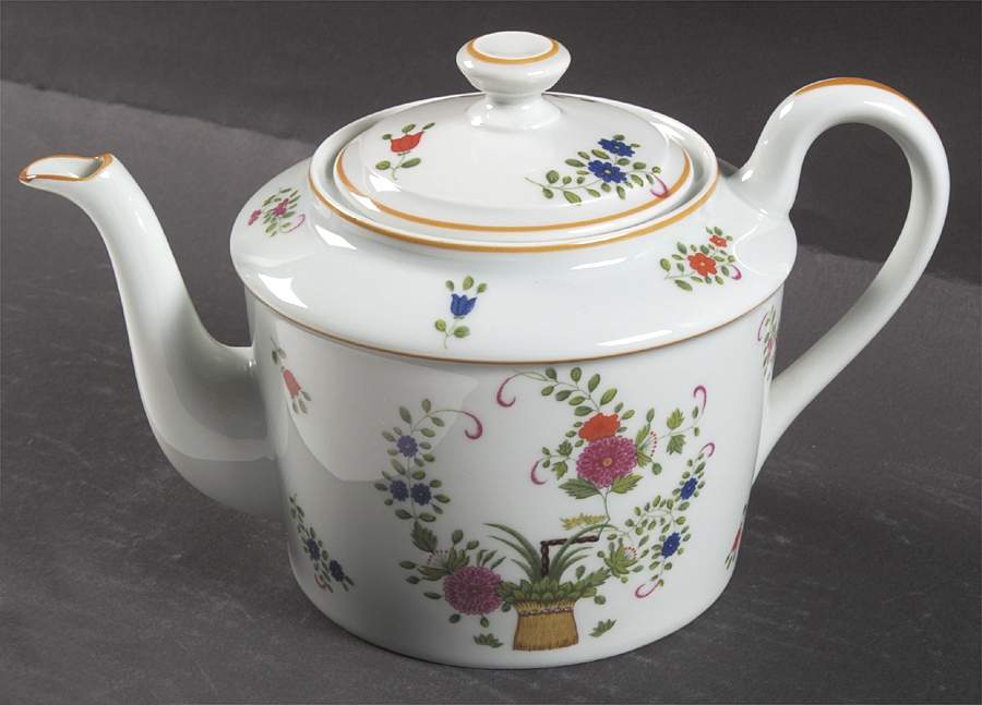Panier Chinois Celadon Teapot & Lid by Ceralene-1