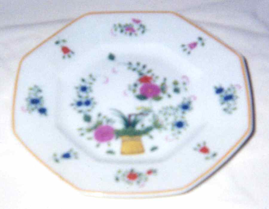 Panier Chinois White Octagonal Luncheon Plate by Ceralene-1
