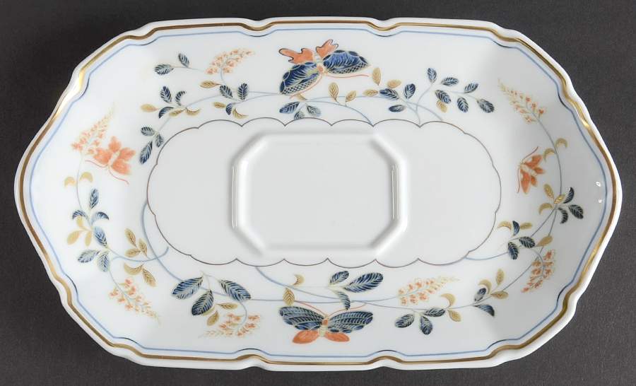 Papillons Underplate for Gravy Boat by Ceralene-1