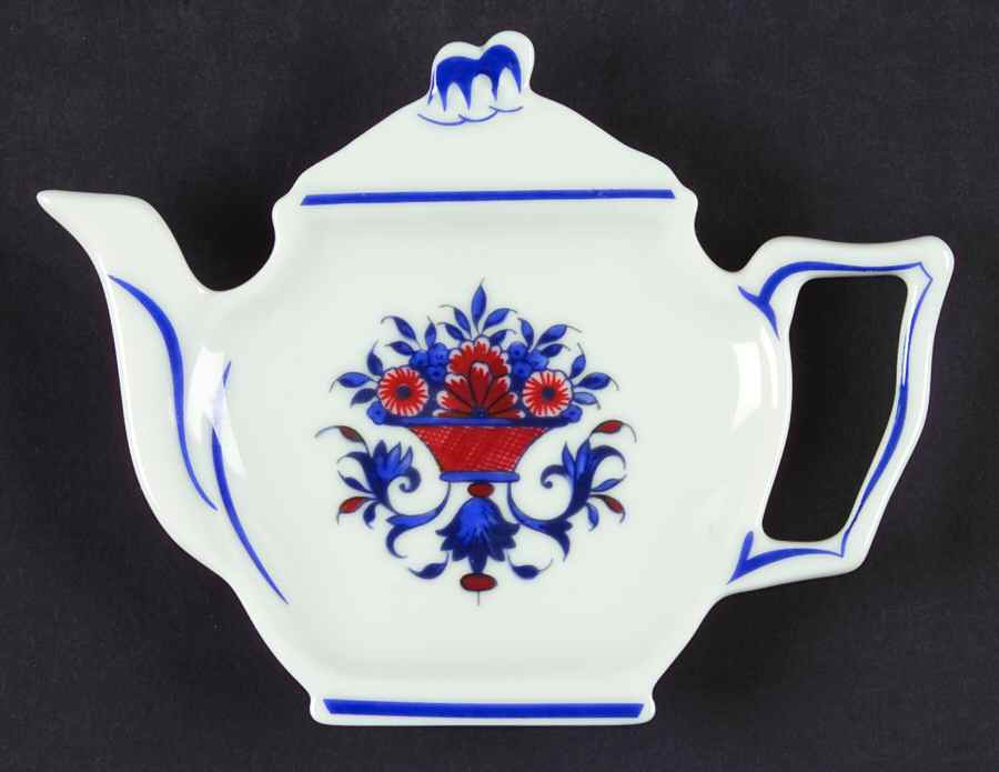 Rouen White Tea Bag Holder by Ceralene-1