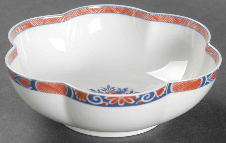 Rouen White Medium Melon Bowl by Ceralene-1