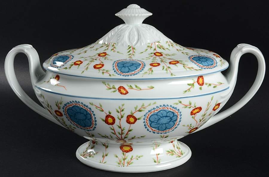 Sarabande Directoire Tureen & Lid by Ceralene-1