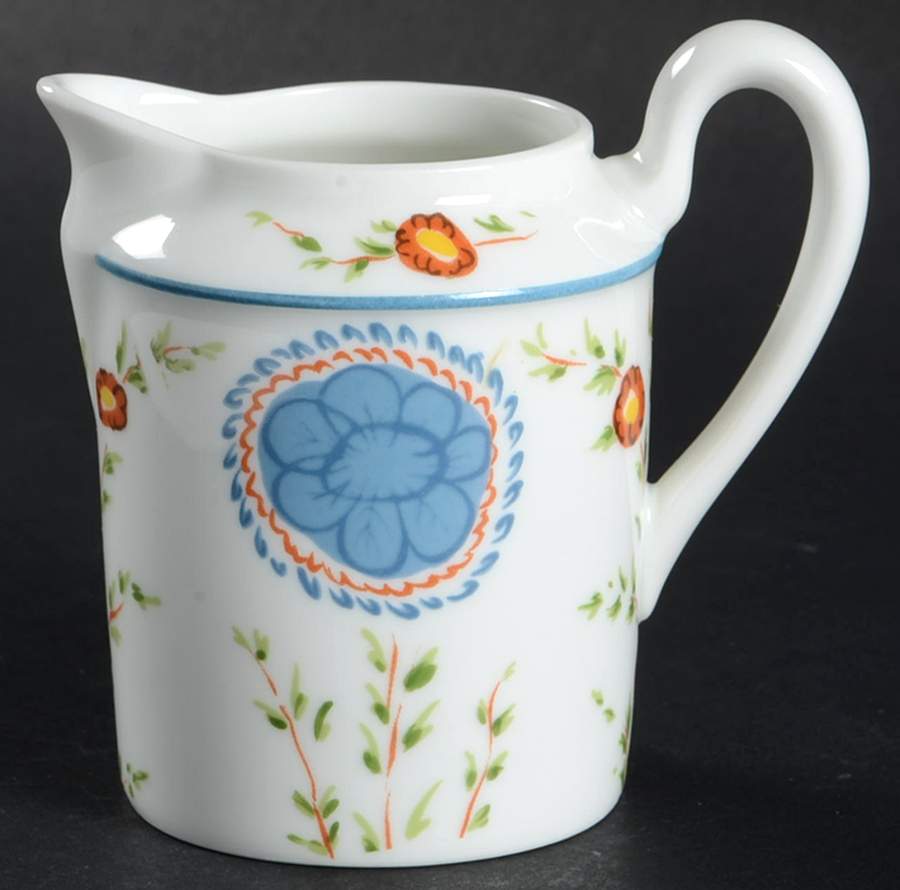Sarabande Creamer by Ceralene-1