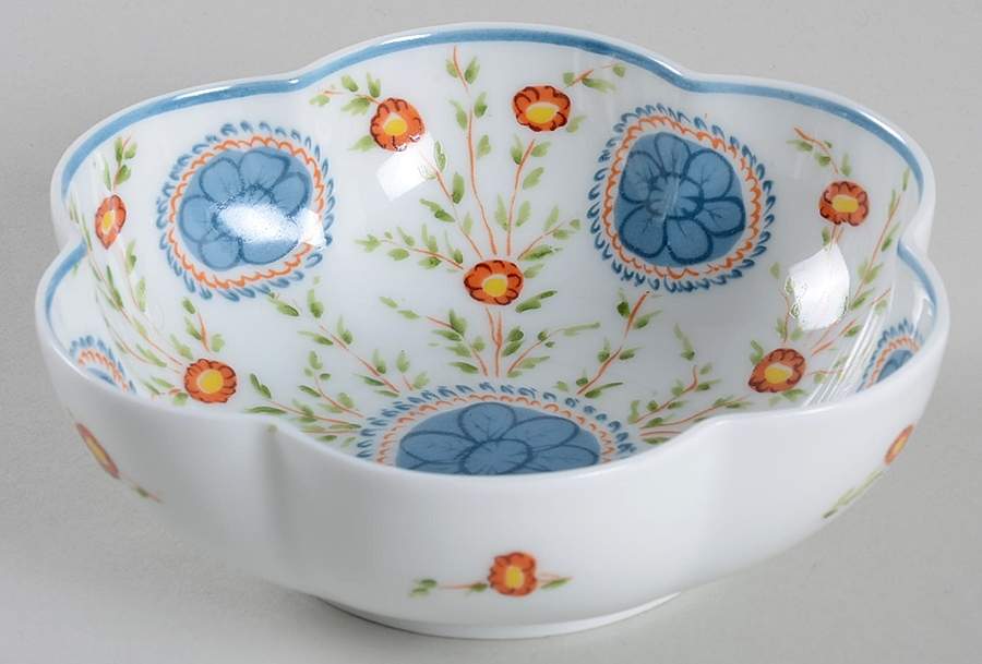 Sarabande Medium Melon Bowl by Ceralene-1