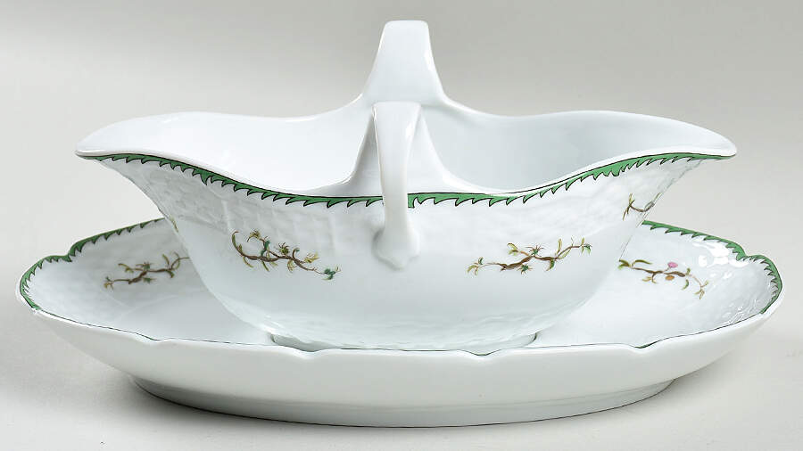 Si Kiang Gravy Boat & Underplate by Ceralene-1