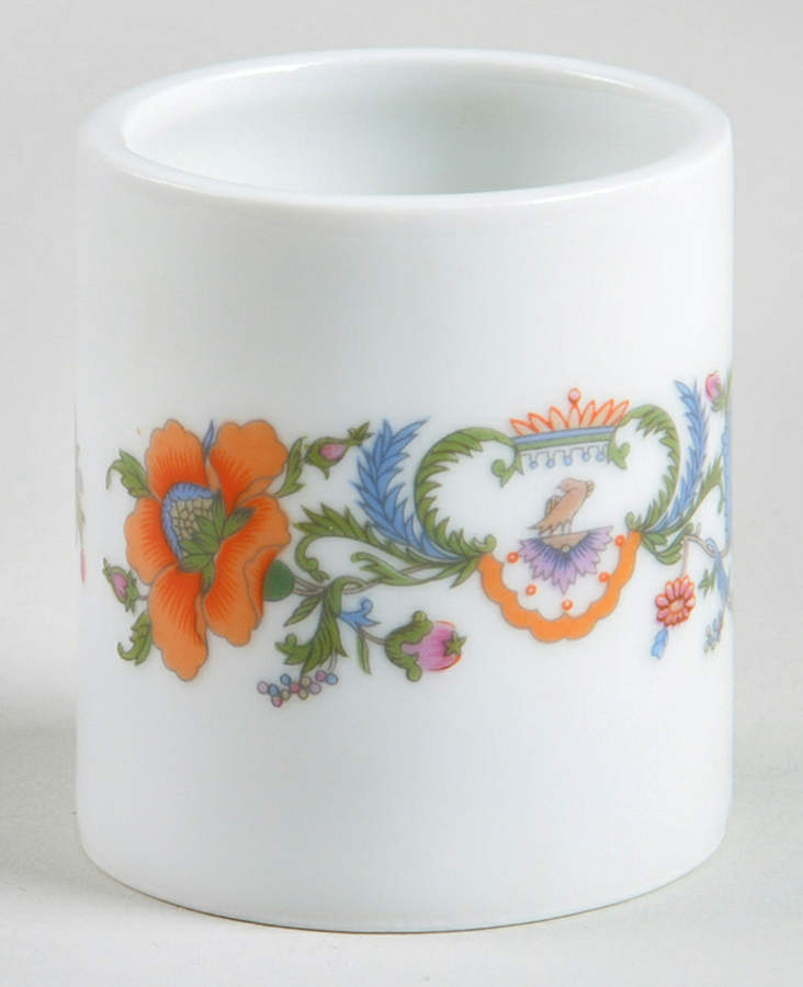 Vieux Chine (Empire, White) Napkin Ring by Ceralene-1