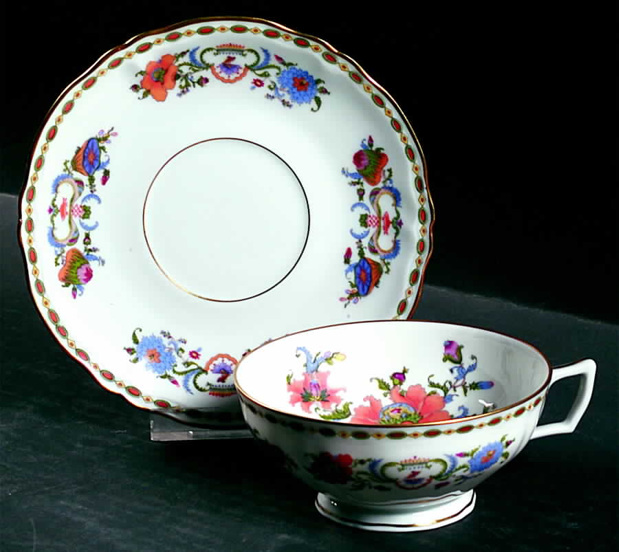 Vieux Chine (Chambord, White) Footed Cup & Saucer Set by Ceralene-1