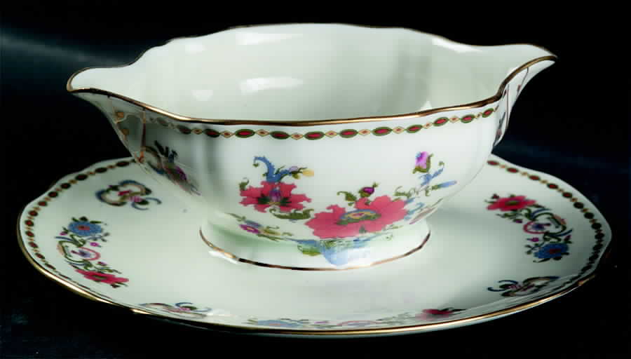 Vieux Chine (Chambord, Ivory) Gravy Boat with Attached Underplate by Ceralene-1