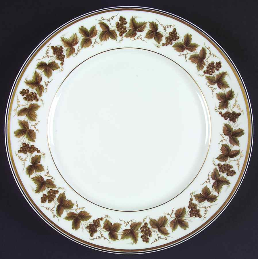 Vineyard Dinner Plate by Ceralene-1