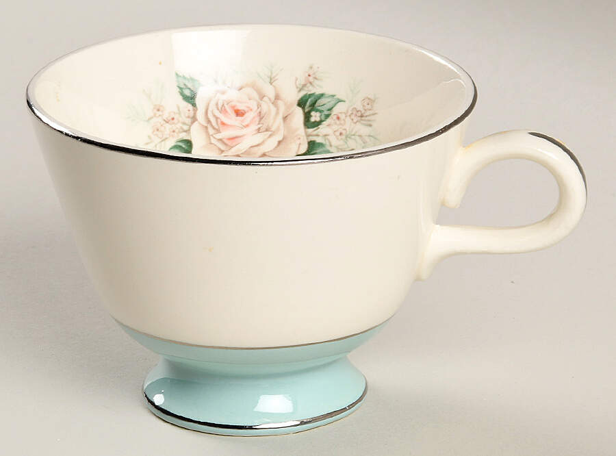 Baroness Footed Cup by Century Service-1