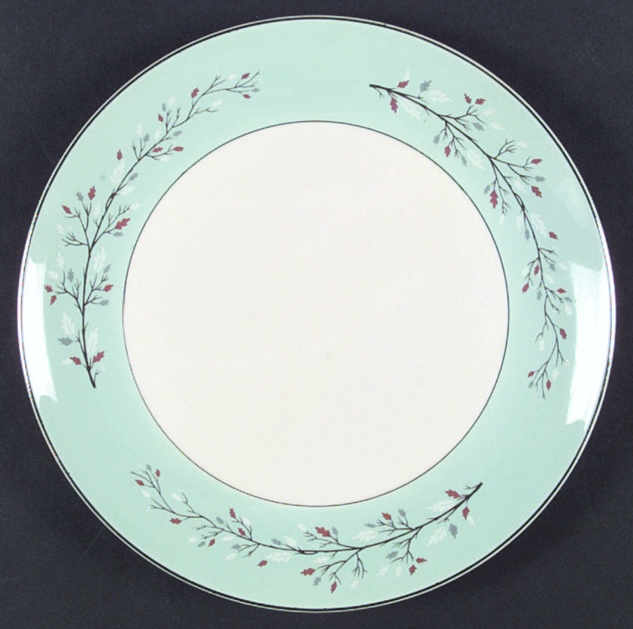 Lynnwood Dinner Plate by Century Service-1