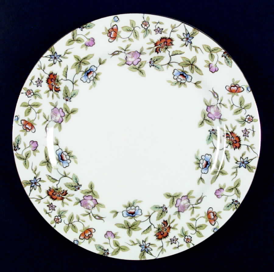 Fantasia (No Center Design) Dinner Plate by Cherry China (Japan)-1