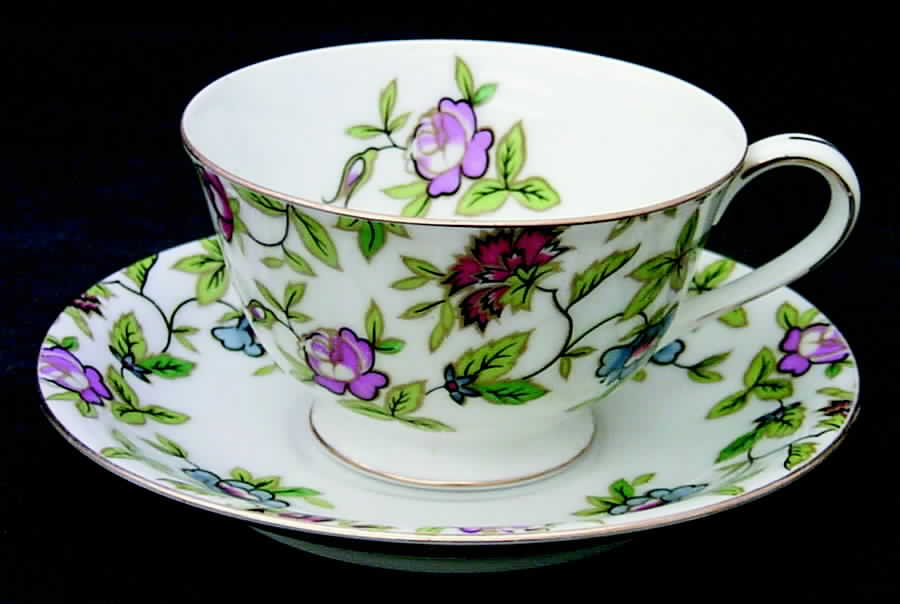 Fantasia (No Center Design) Footed Cup & Saucer Set by Cherry China (Japan)-1
